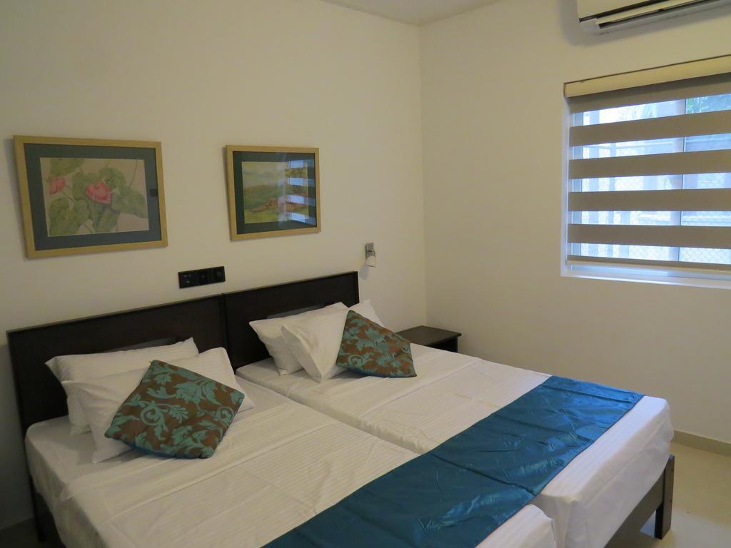 Bed and Breakfast Chapelton House à Colombo Extérieur photo