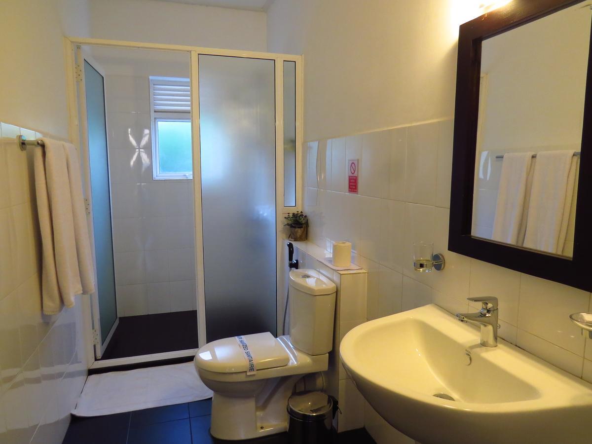 Bed and Breakfast Chapelton House à Colombo Extérieur photo