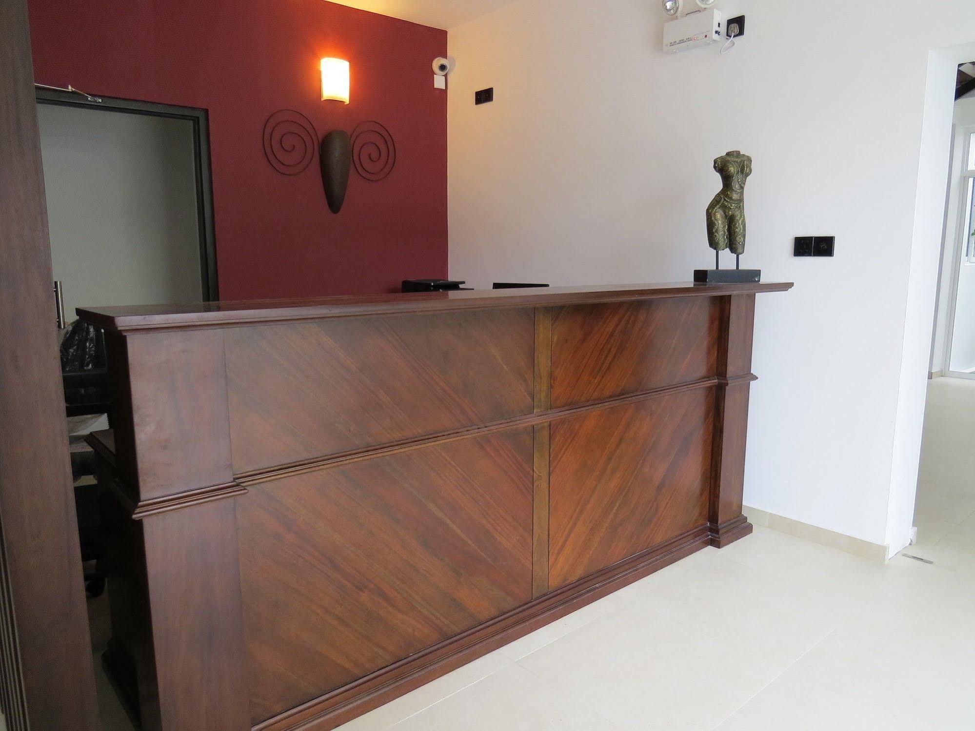 Bed and Breakfast Chapelton House à Colombo Extérieur photo